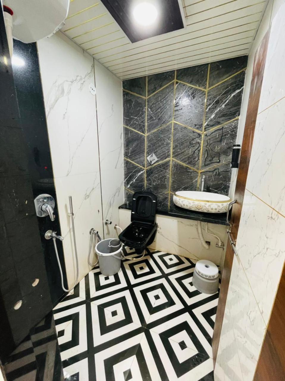 Hotel Shree Shyam Sharnam Godarpura Exterior foto